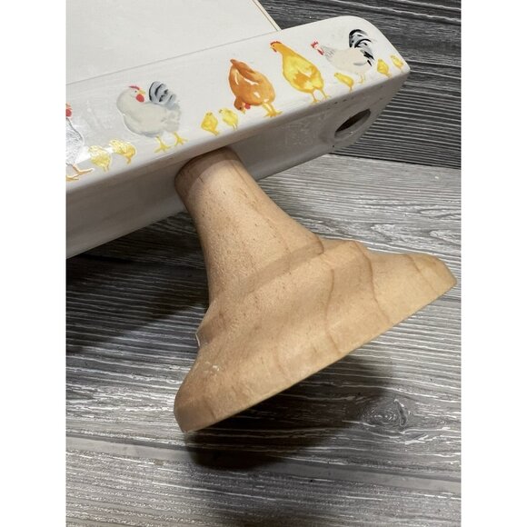 Ceramic Chickens Recipe Card Holder Wooden Pedestal Stand Red Shed - Picture 7 of 8